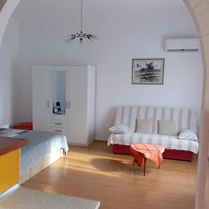 studio-bella.in-istria.net/